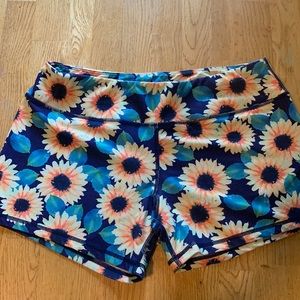 Born primitive athletic shorts.